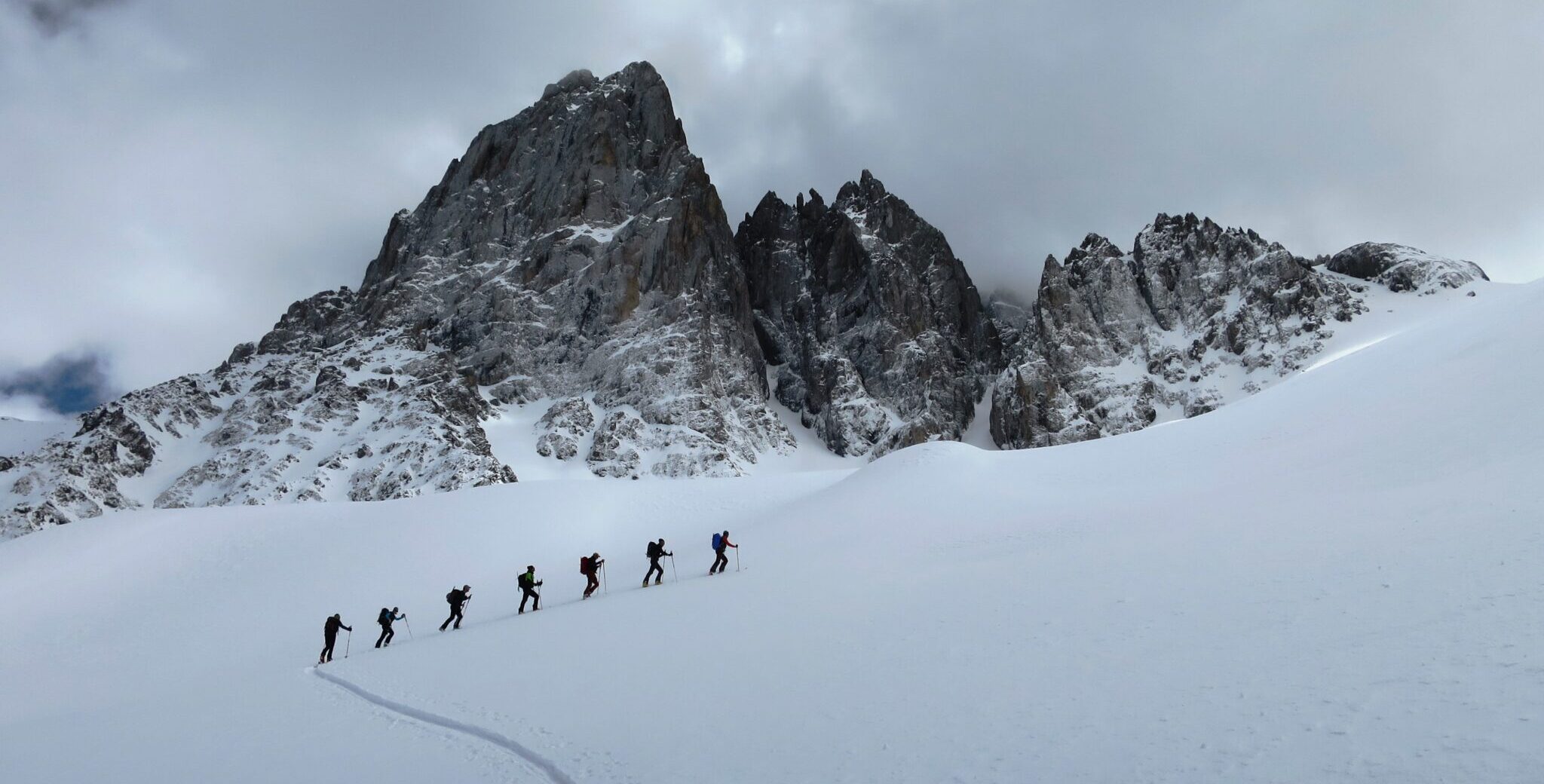 Bergsport trifft Psychologie – wie wir im alpinen Gelände entscheiden